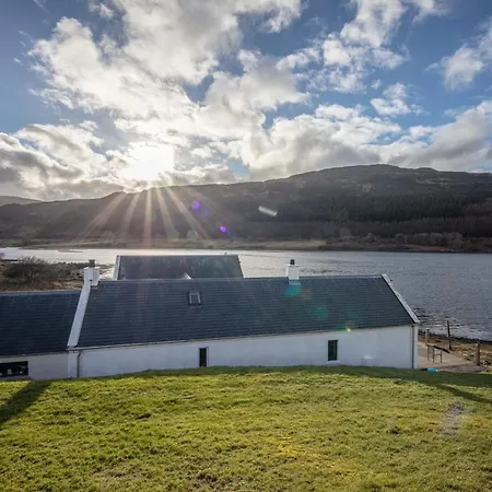 Shore Cottage Isle Of Skye Portree Extérieur photo