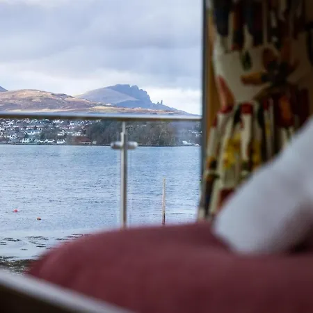 Shore Cottage Isle Of Skye Portree Extérieur photo